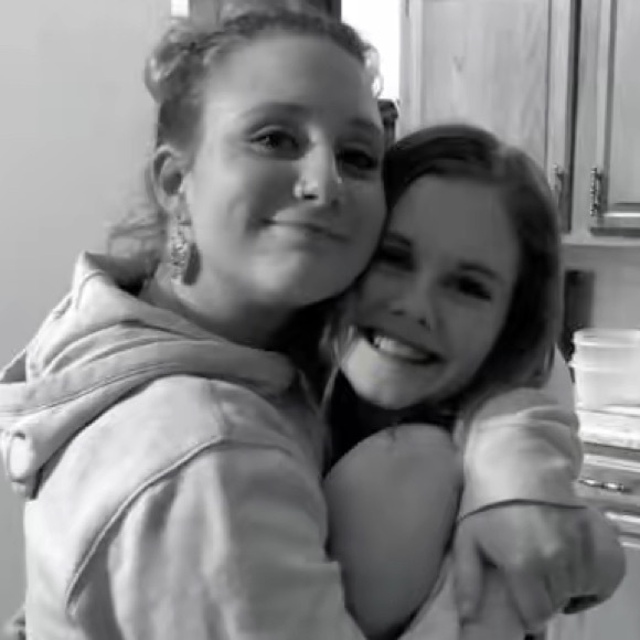 Meet your Posher, Angee - Picture 2 of 6